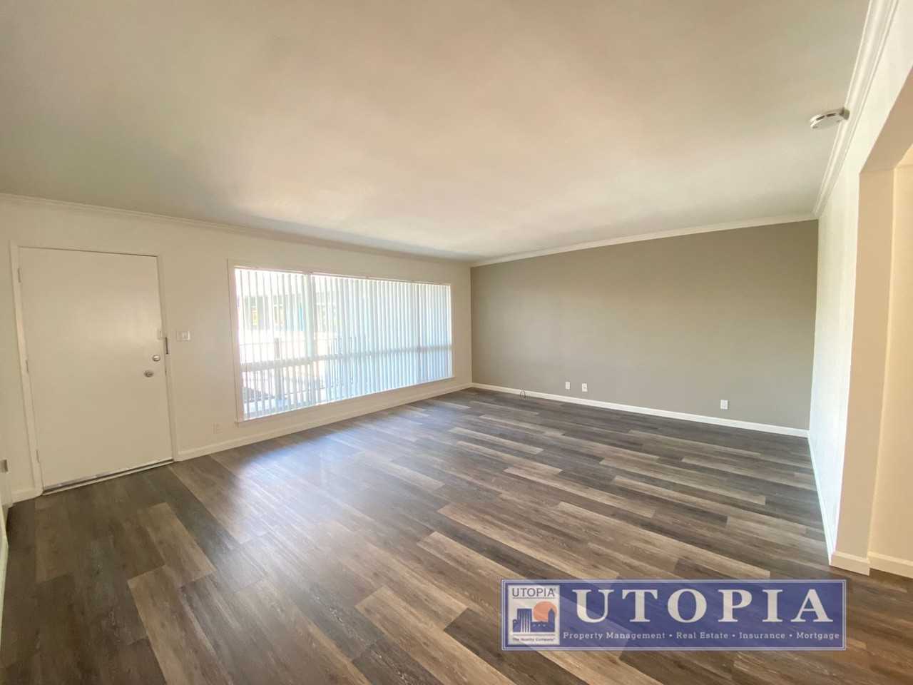 1140 E Cliff Dr #06 - Photo 5 of 23