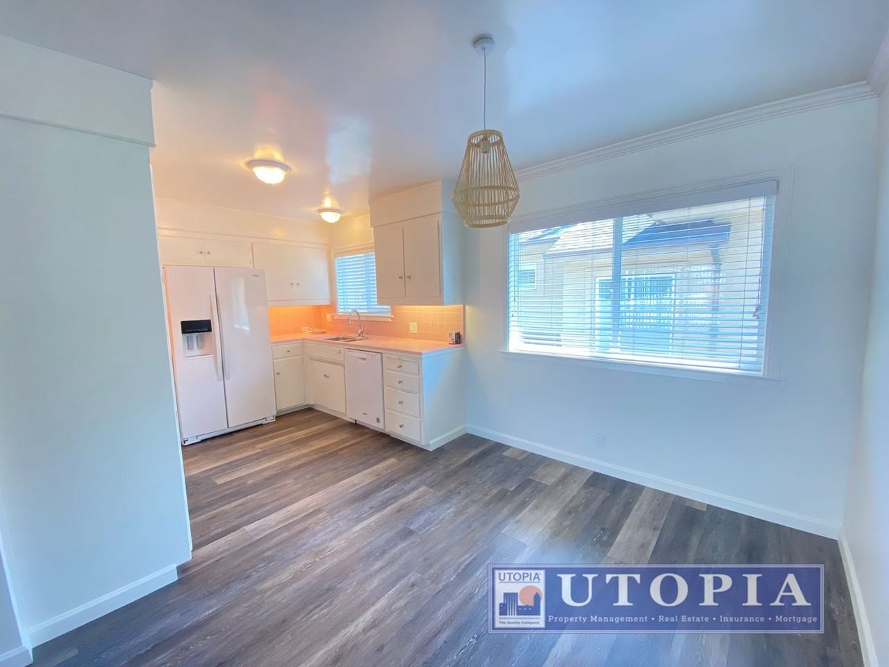 1140 E Cliff Dr #06 - Photo 6 of 23