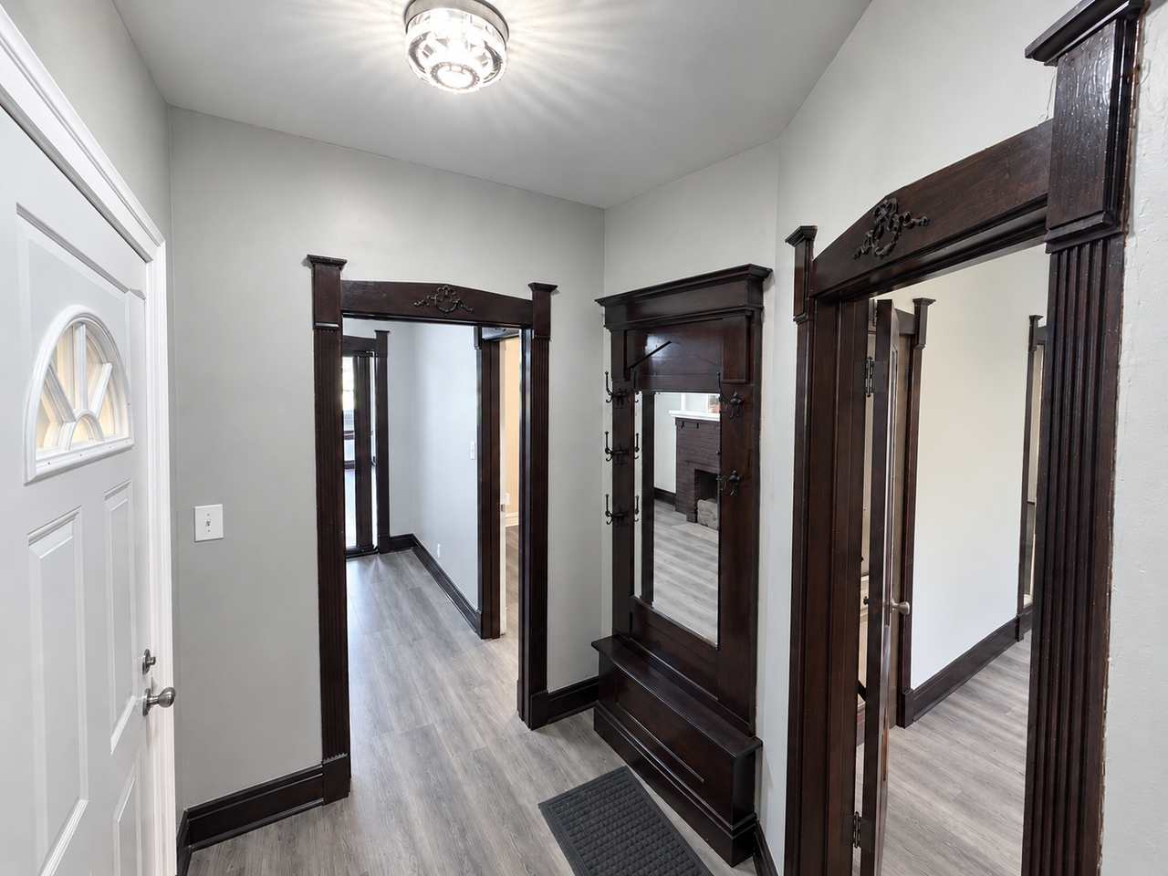 6360 South Greenwood Avenue, Unit 6362 - Unit 3 - Photo 4 of 17