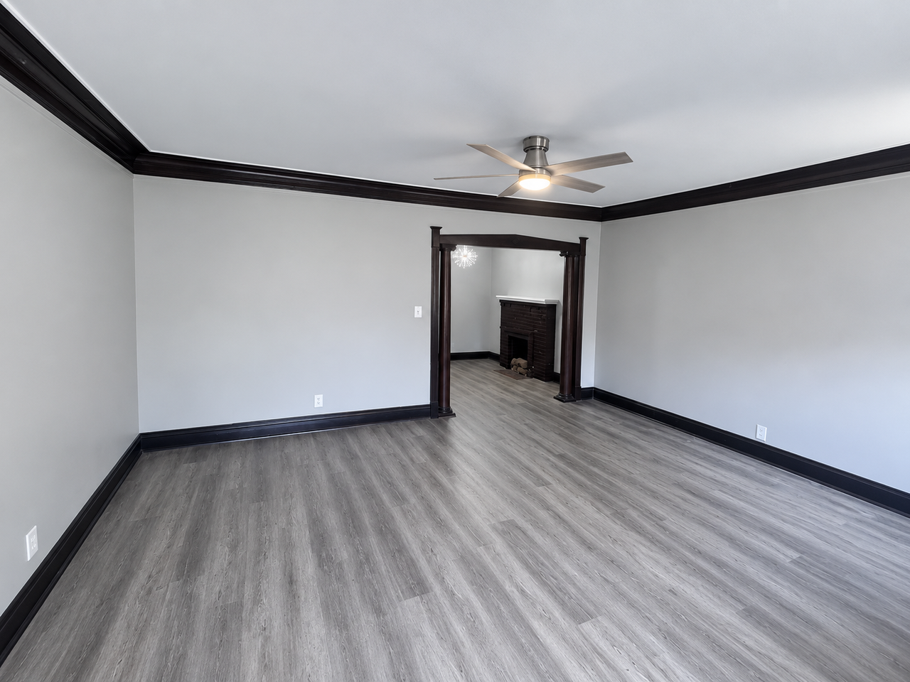 6360 South Greenwood Avenue, Unit 6362 - Unit 3 - Photo 5 of 17