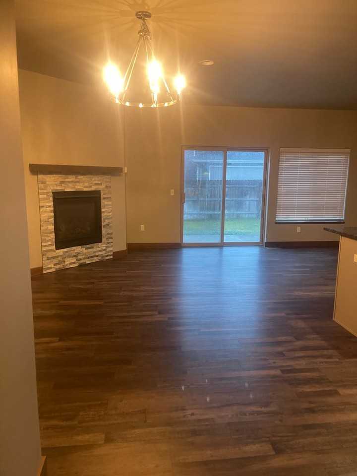 1601 Westwood Cir #A - Photo 2 of 6