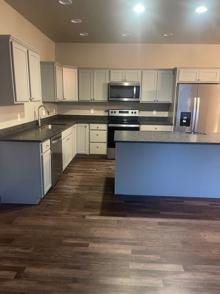 1601 Westwood Cir #A - Photo 5 of 6