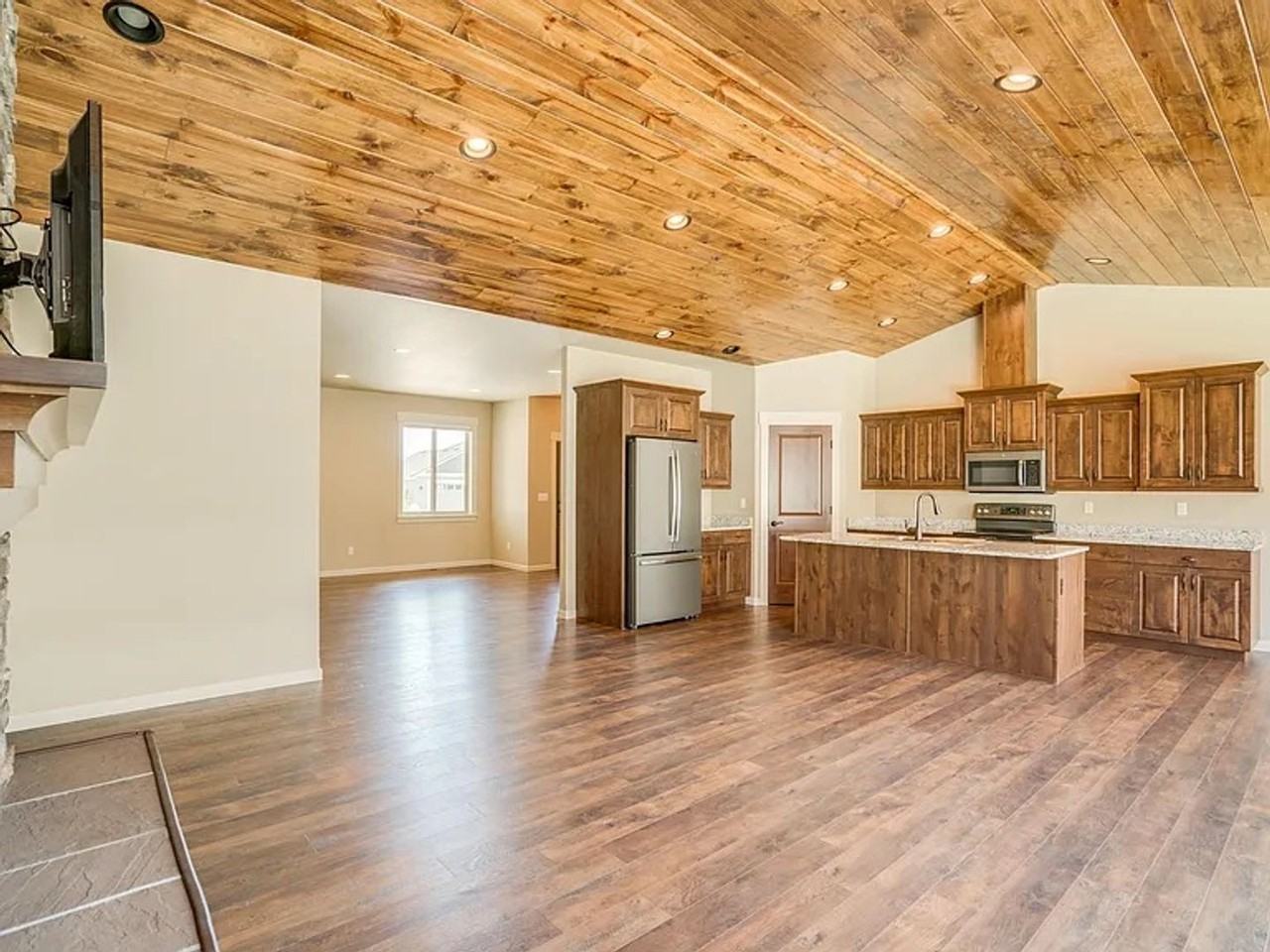 1722 Brambling Brae Ln - Photo 6 of 18