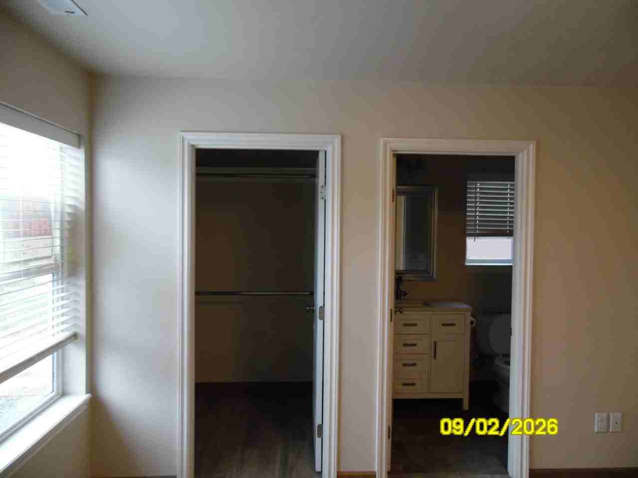 2340 W Mcandrews Rd - Photo 2 of 22