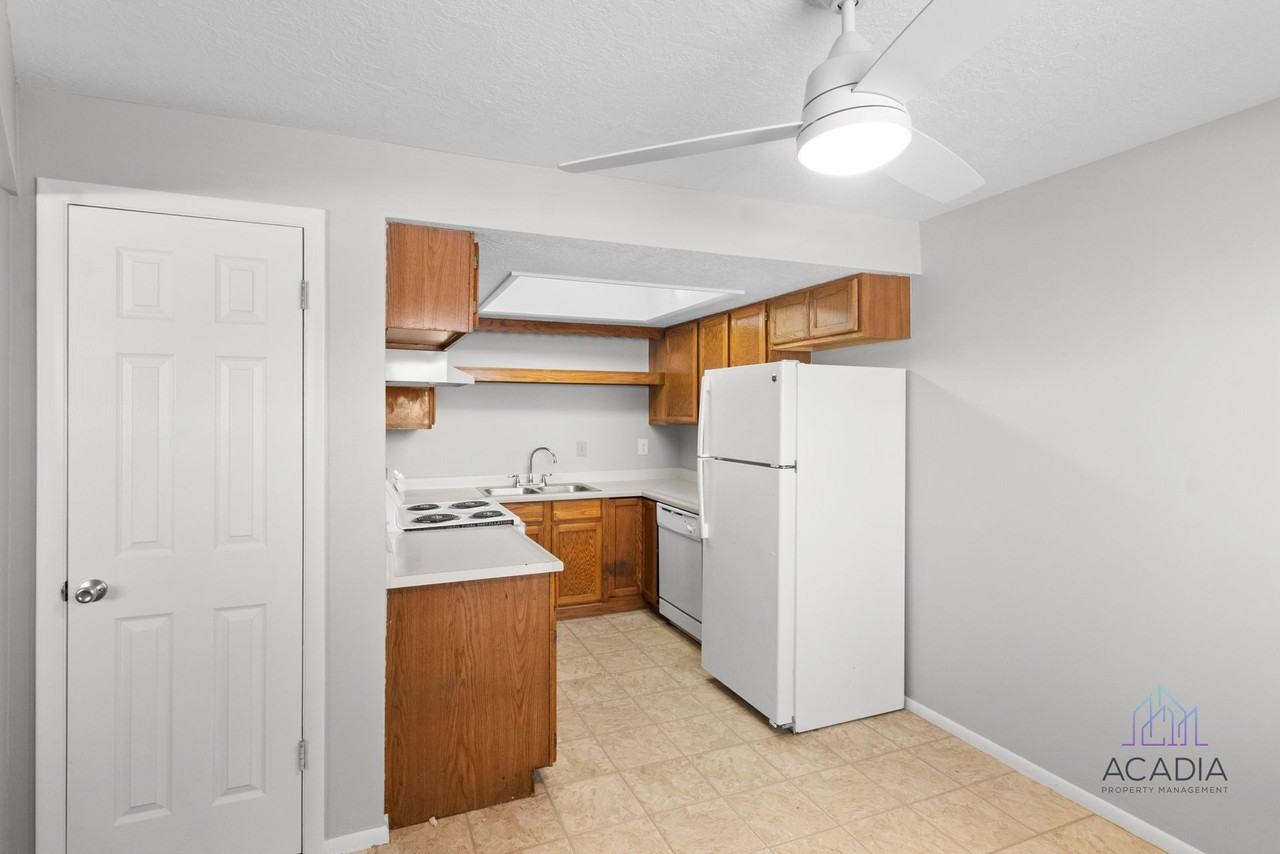 Kin-2360 N 250 W Sunset, UT 84015 - Photo 5 of 49