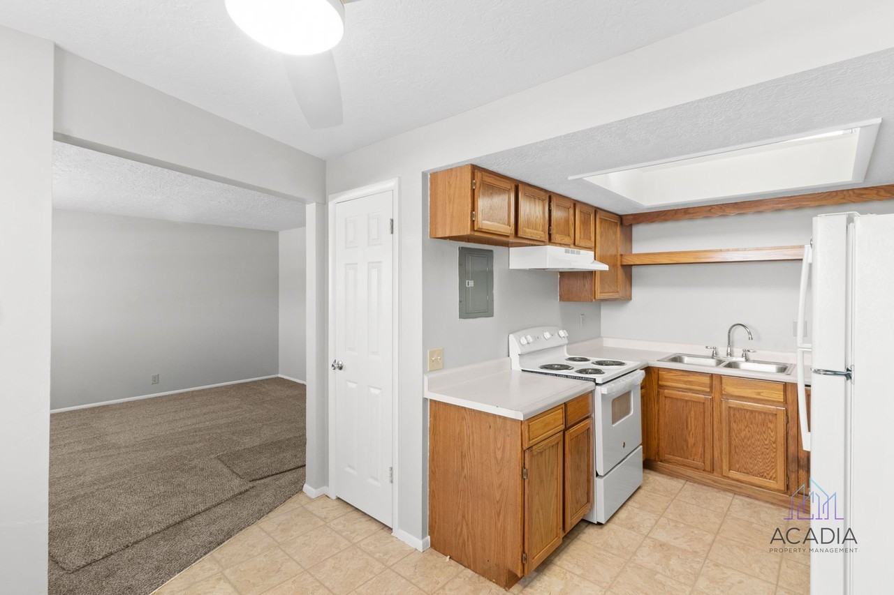 Kin-2360 N 250 W Sunset, UT 84015 - Photo 6 of 49
