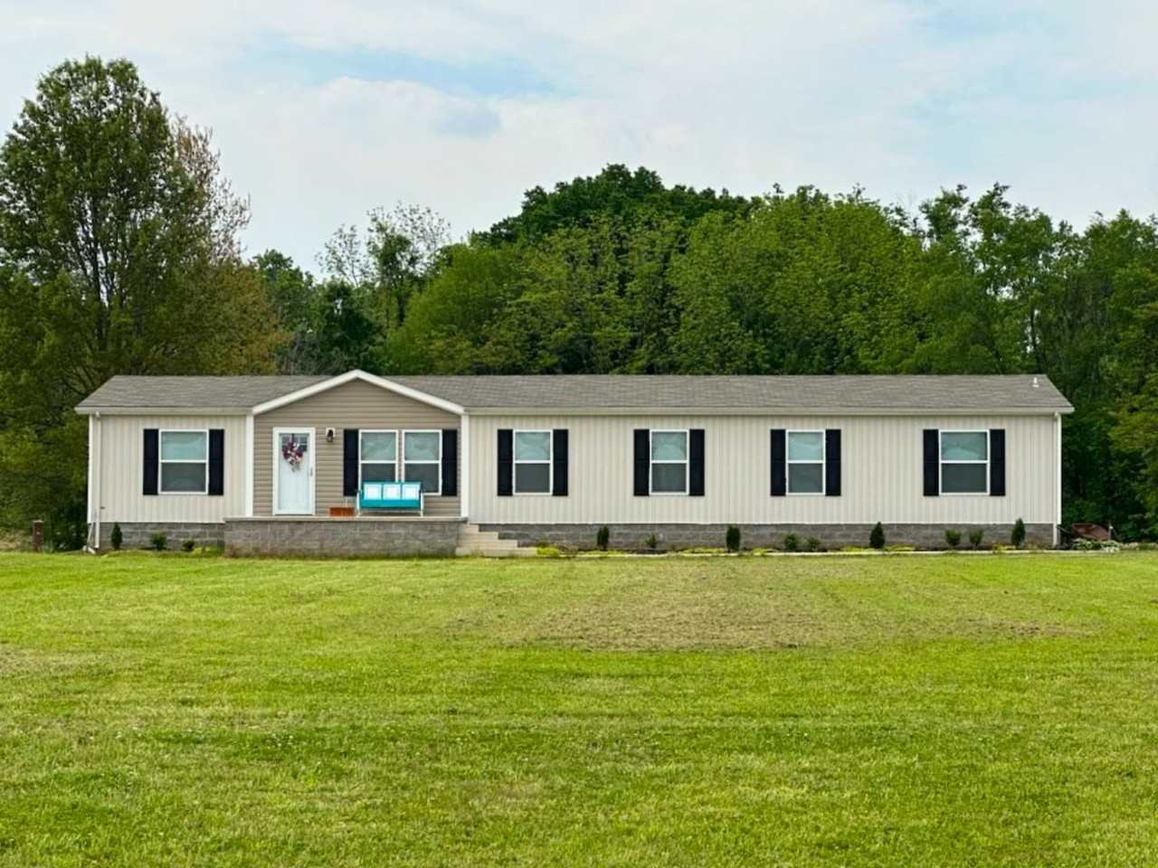 1397 Watts Rd - Photo 5 of 13