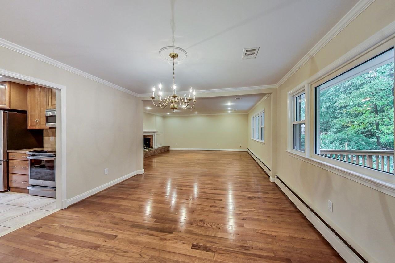 14904 Claude Ln - Photo 6 of 50