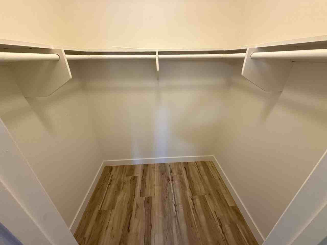 4605 Voltaire Street - Photo 7 of 17
