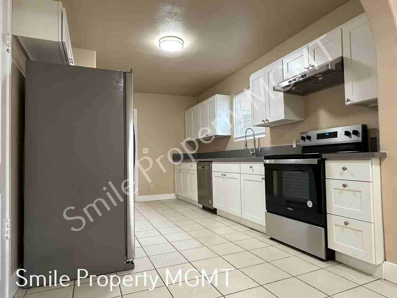 10440 Se Division St - Photo 6 of 15