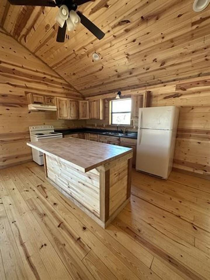79 Hill Country Cabin Ln - Photo 2 of 8