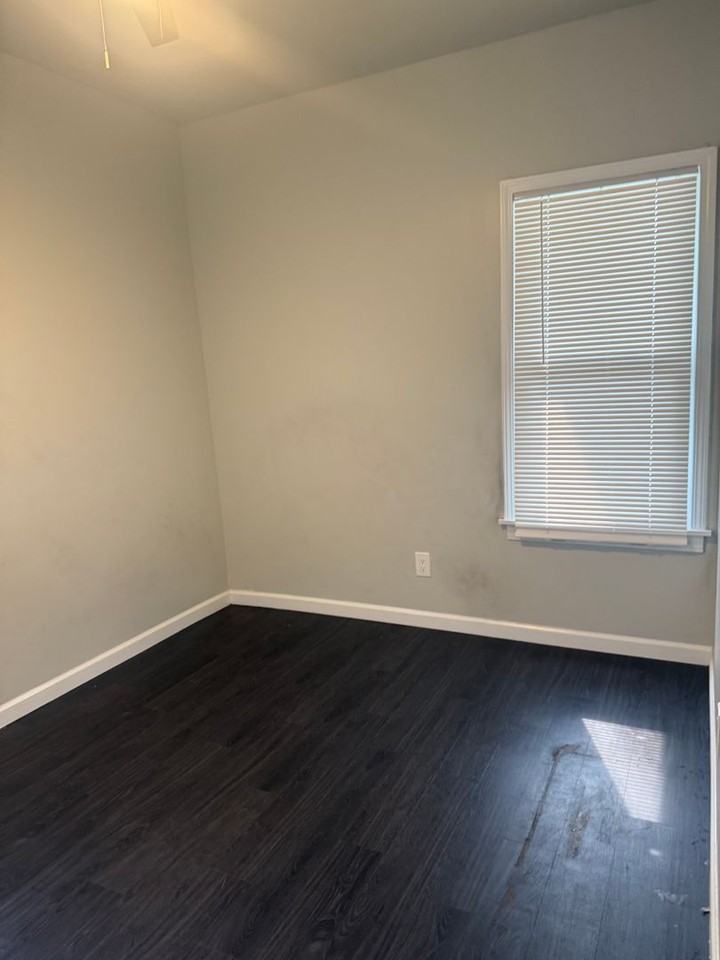 647 Eddy Rd #3 - Photo 5 of 14
