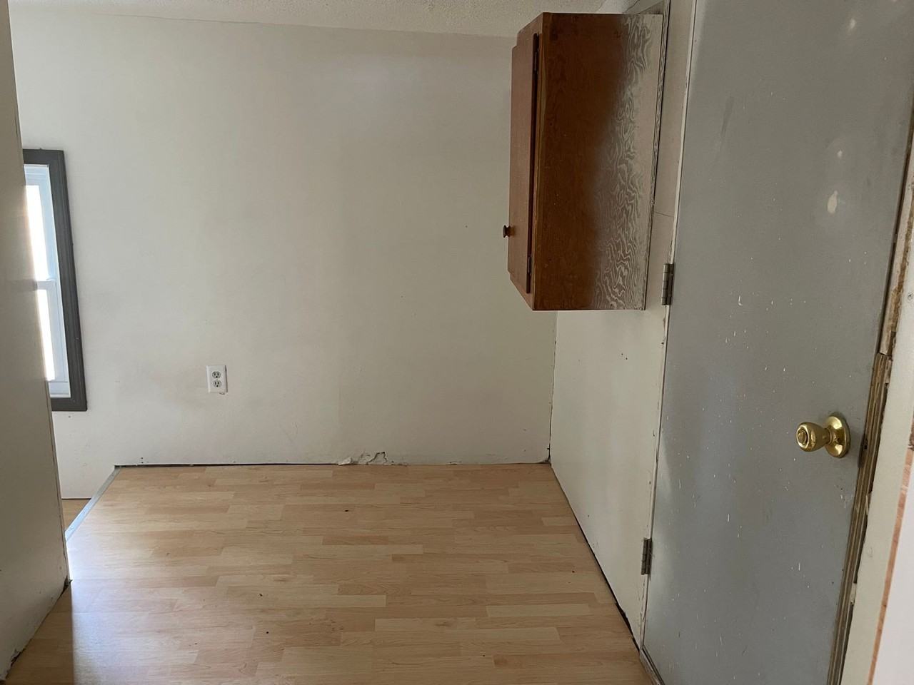 526 4th St Sw - Photo 4 of 18