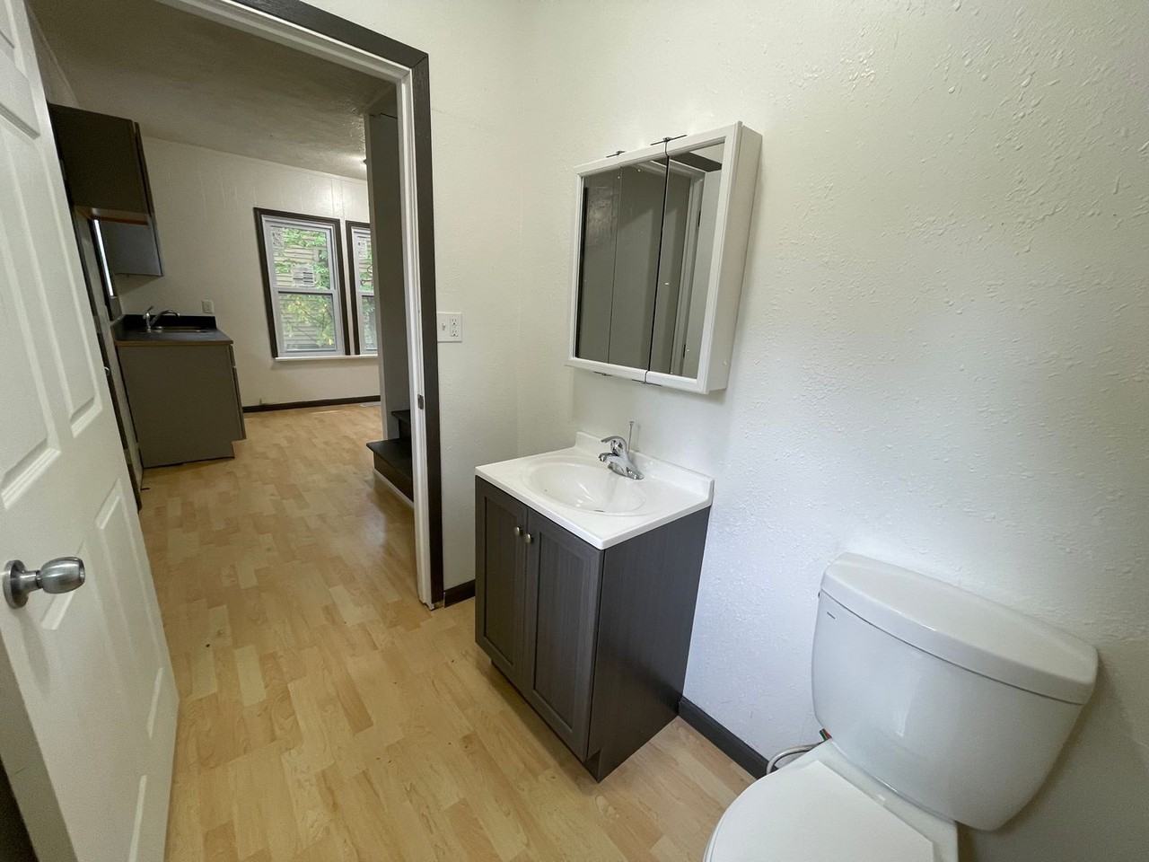 526 4th St Sw - Photo 7 of 18
