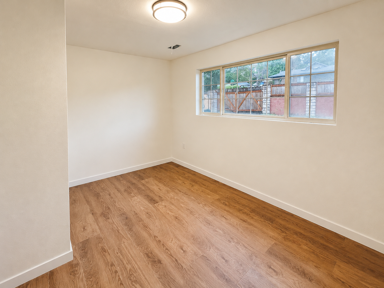 9640 30th Ave Sw - Photo 5 of 10