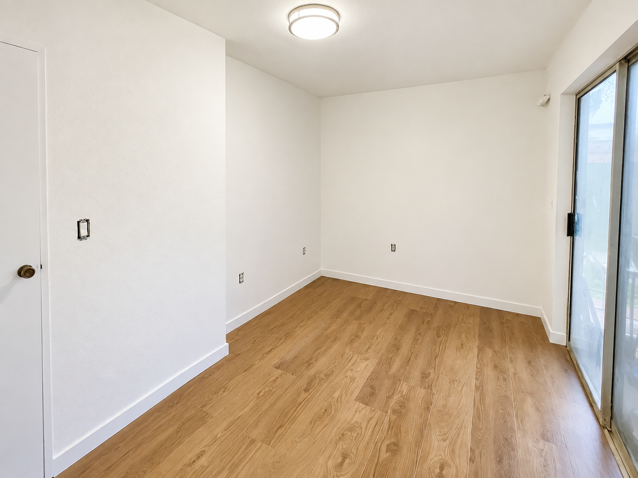 9640 30th Ave Sw - Photo 6 of 10