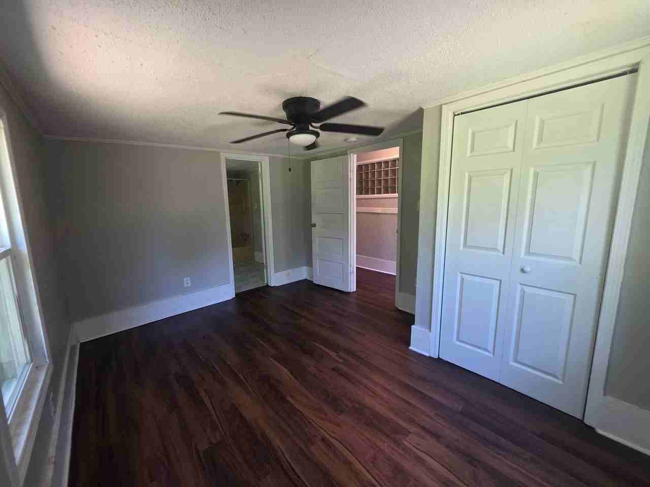 1241B Johnson Ave - Photo 7 of 18
