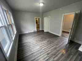 featured image of 2421 S 5th Pl