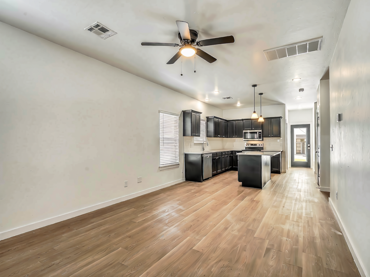 2104 Charles Whitlow Ave - Photo 5 of 10