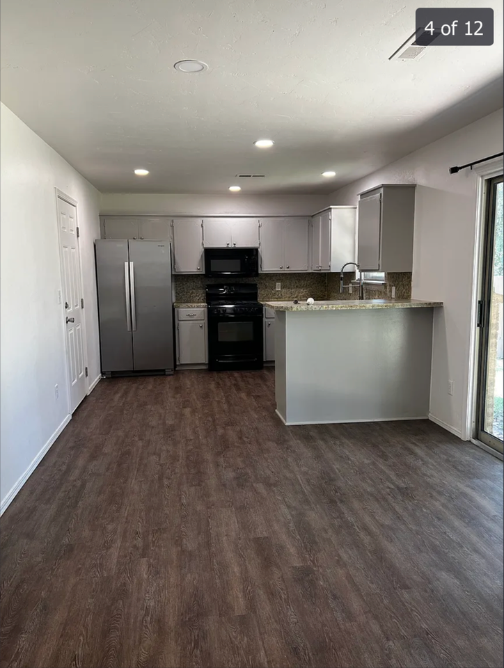 108 W Waco Pl - Photo 4 of 13