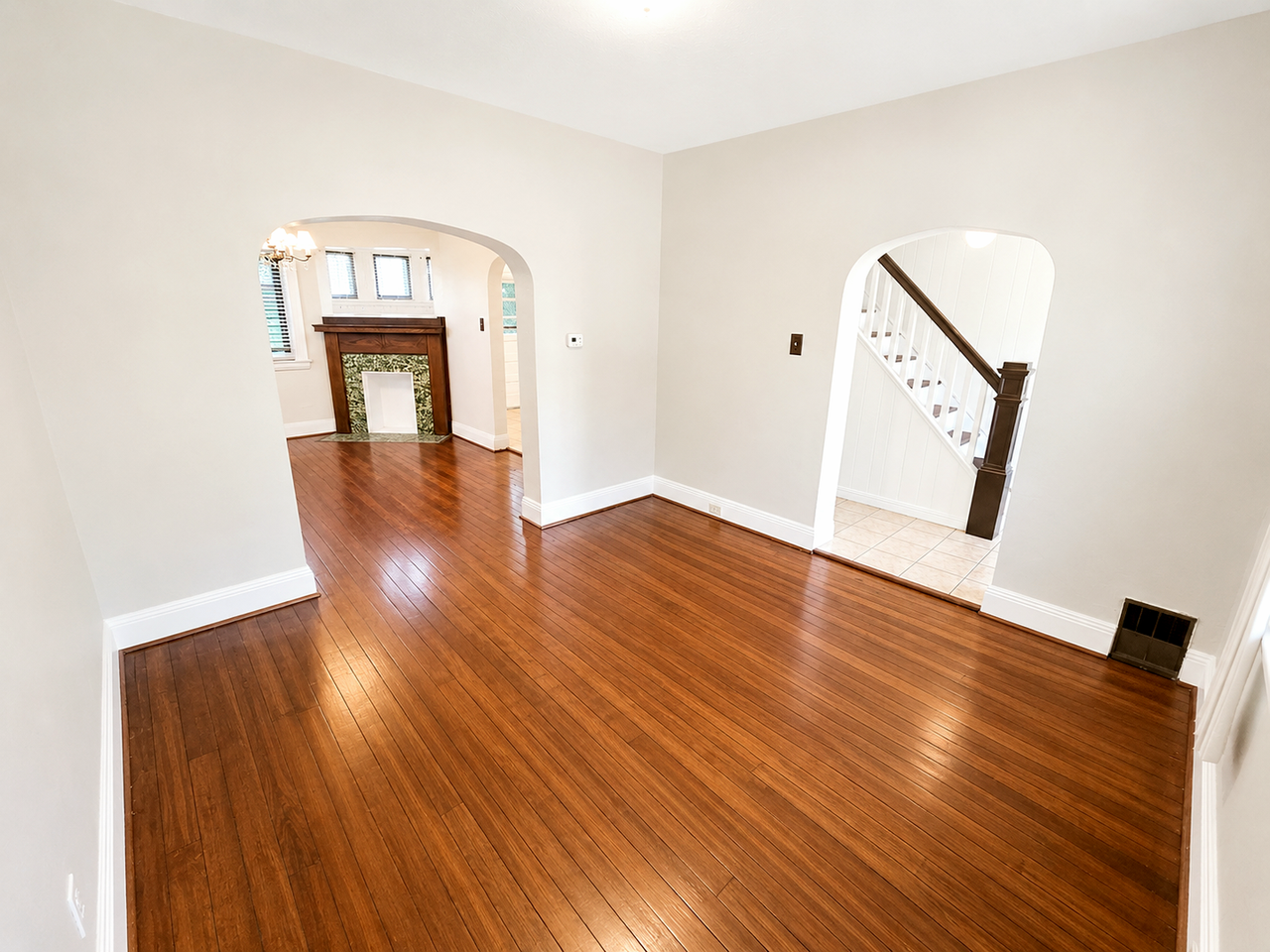 2219 Edgebrook Ave - Photo 5 of 20