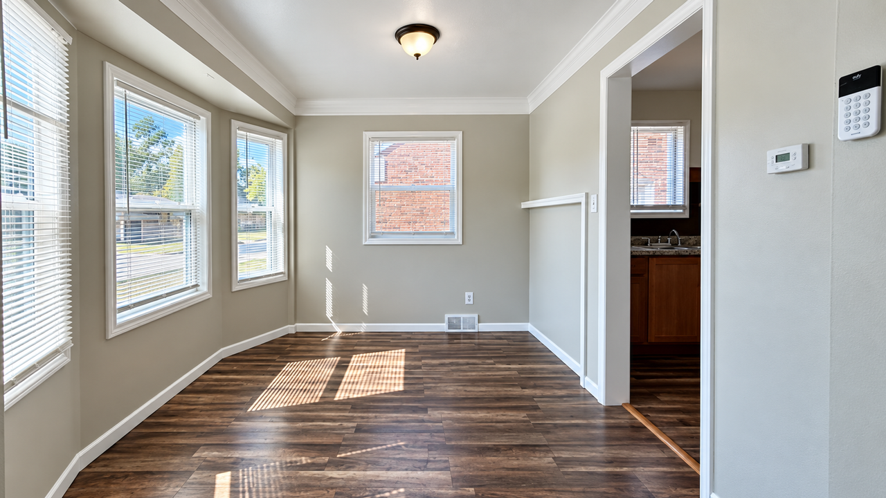 20440 Gallagher St - Photo 2 of 13