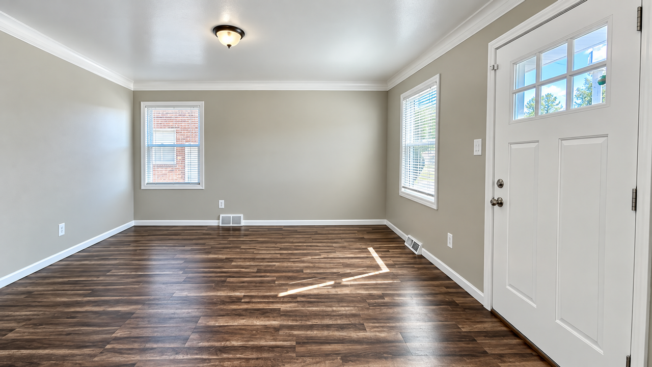 20440 Gallagher St - Photo 3 of 13