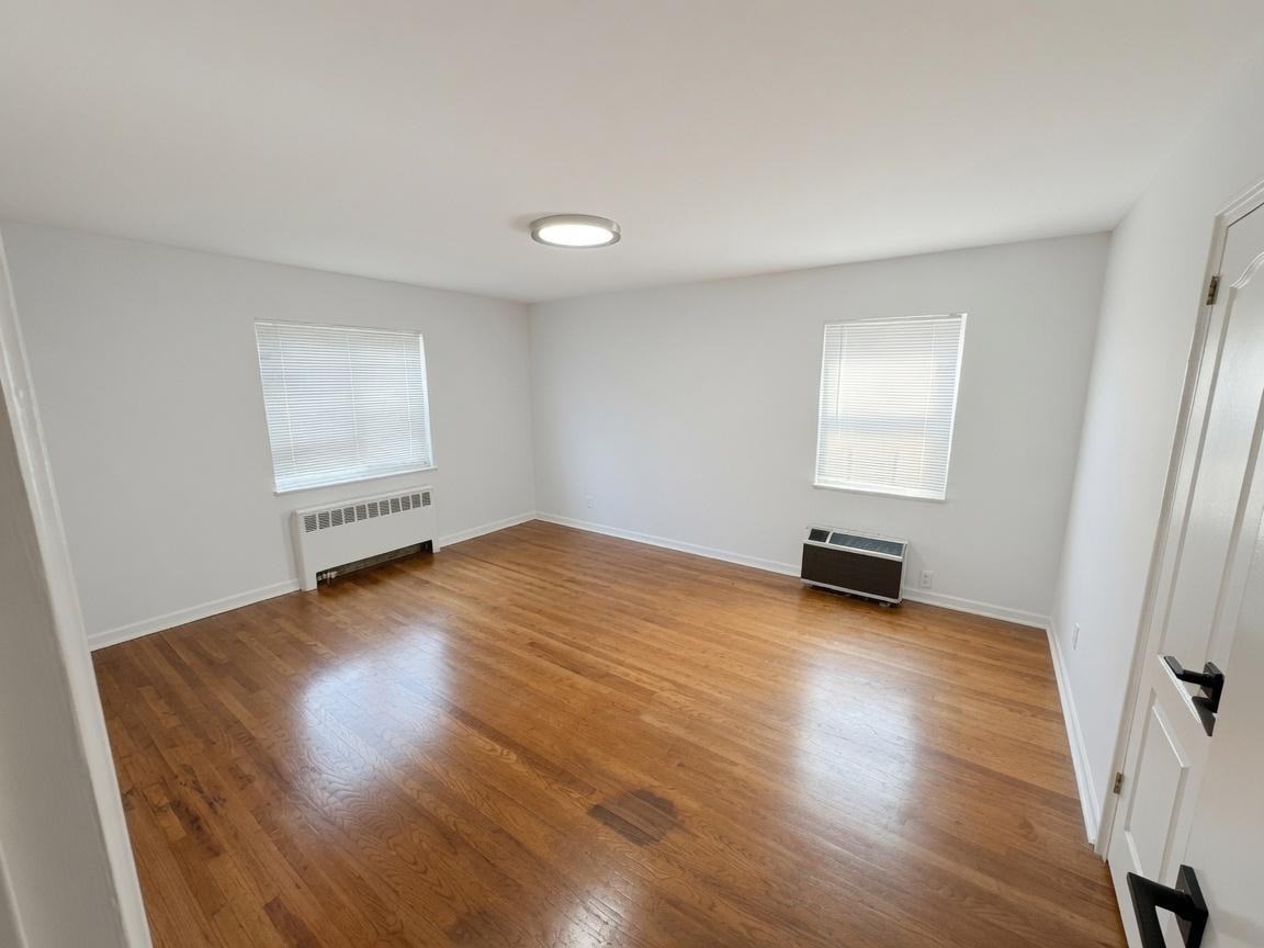1080 Rhinelander Ave #NA - Photo 7 of 19