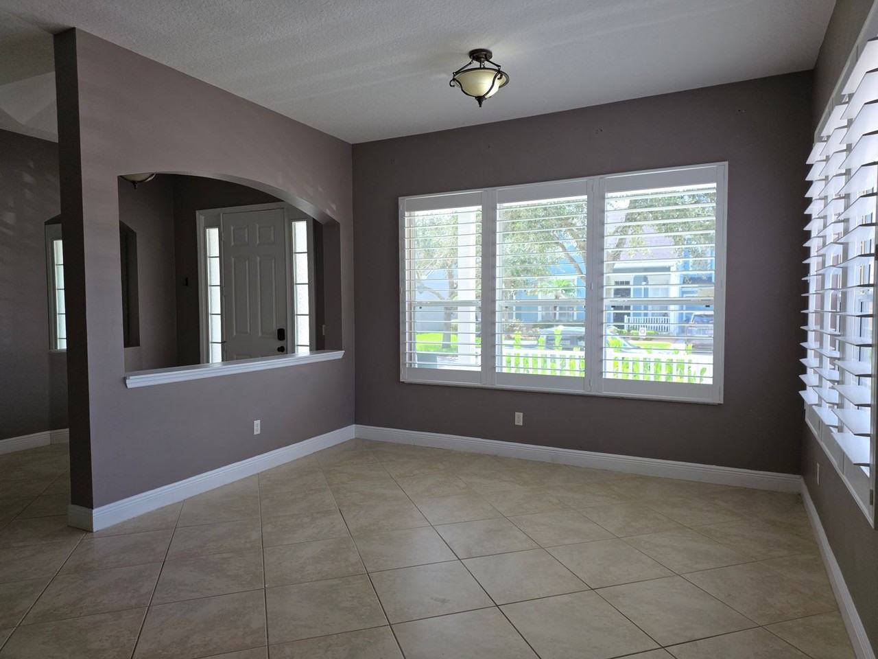 14723 Capote Ln - Photo 4 of 33