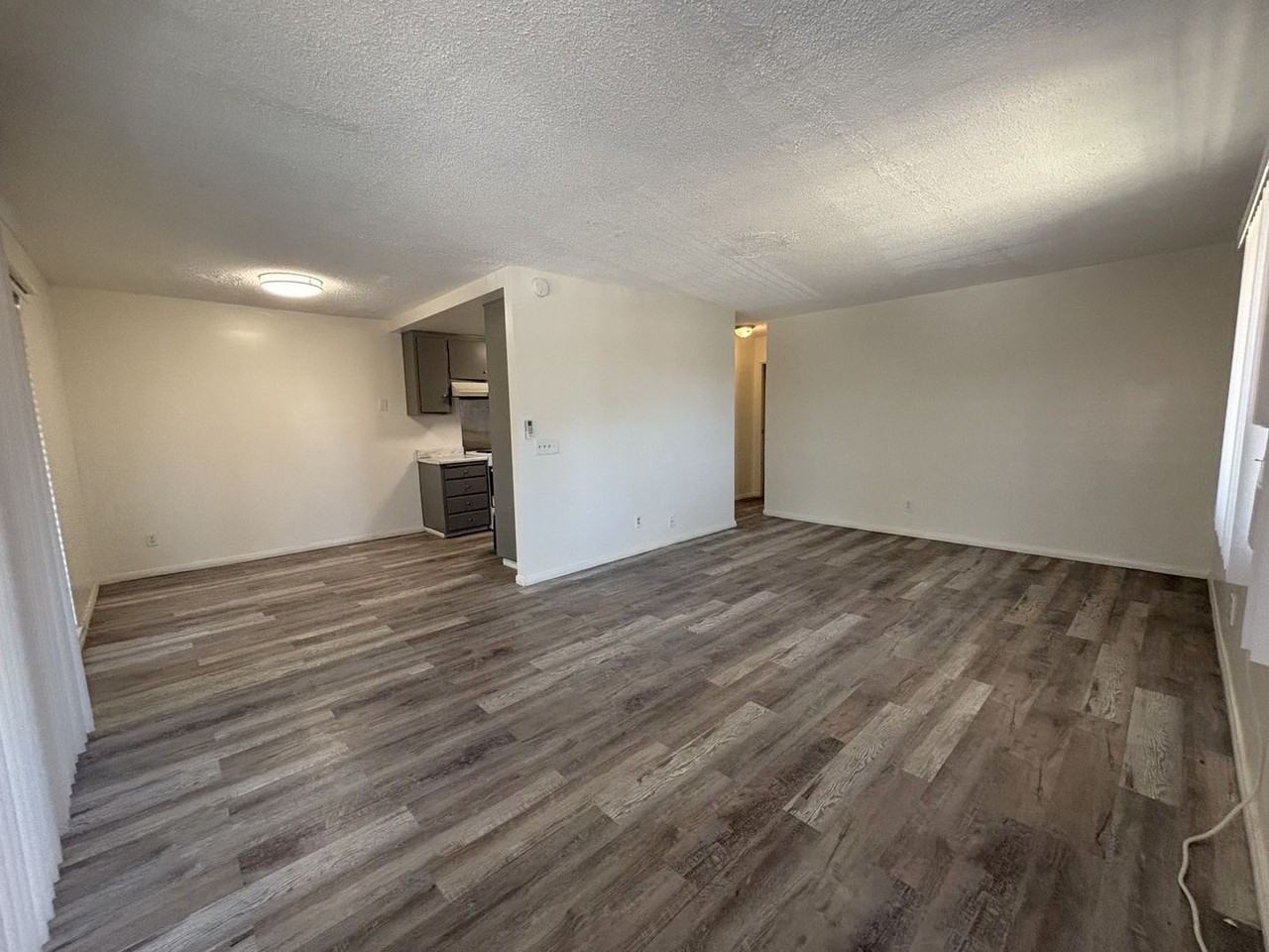 21301 Lake Shore Dr #8 - Photo 3 of 14