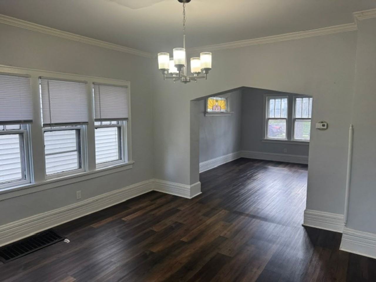 2146 S Aldrich St - Photo 2 of 29