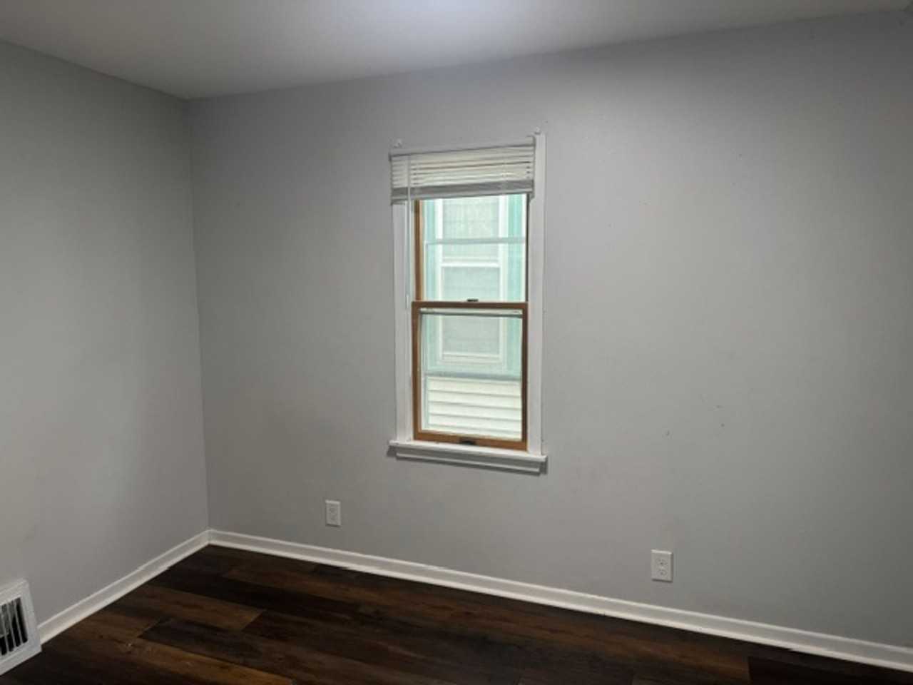2146 S Aldrich St - Photo 7 of 29