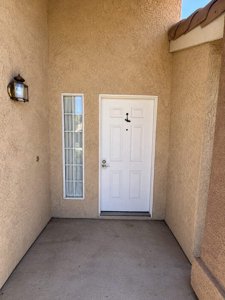 6059 Merion Ct - Photo 3 of 35