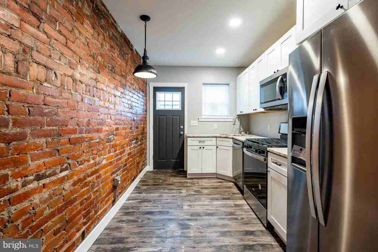 1922 W 6th St #NA - Photo 5 of 13