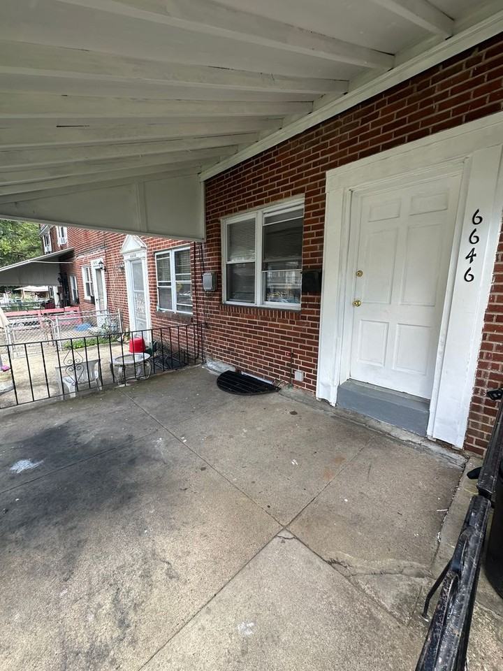 6646 Perry Ave - Photo 3 of 17