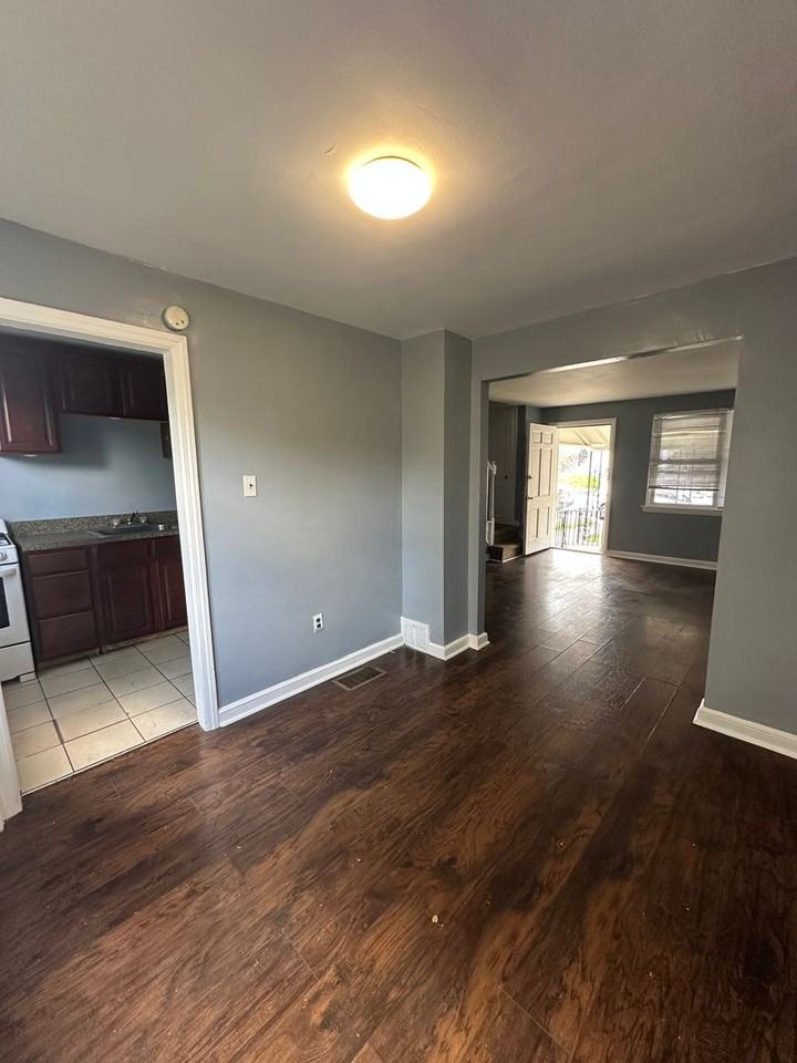 6646 Perry Ave - Photo 7 of 17