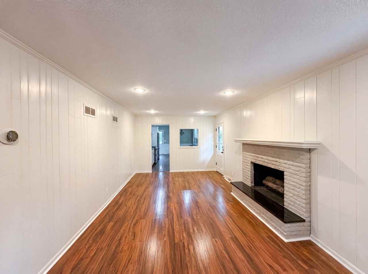 4322 Nw Briarcliff Ln #NA - Photo 6 of 11