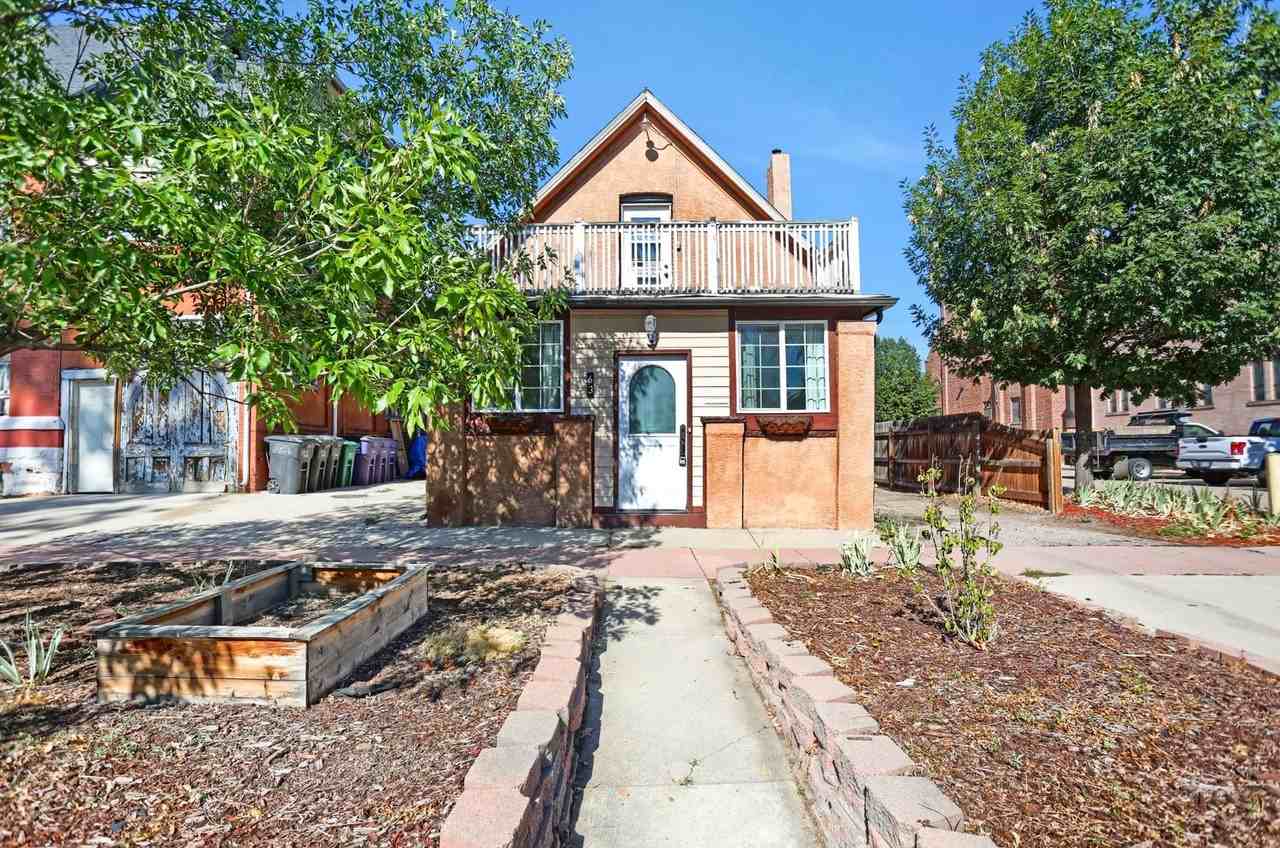 63 Acoma St - Photo 2 of 18