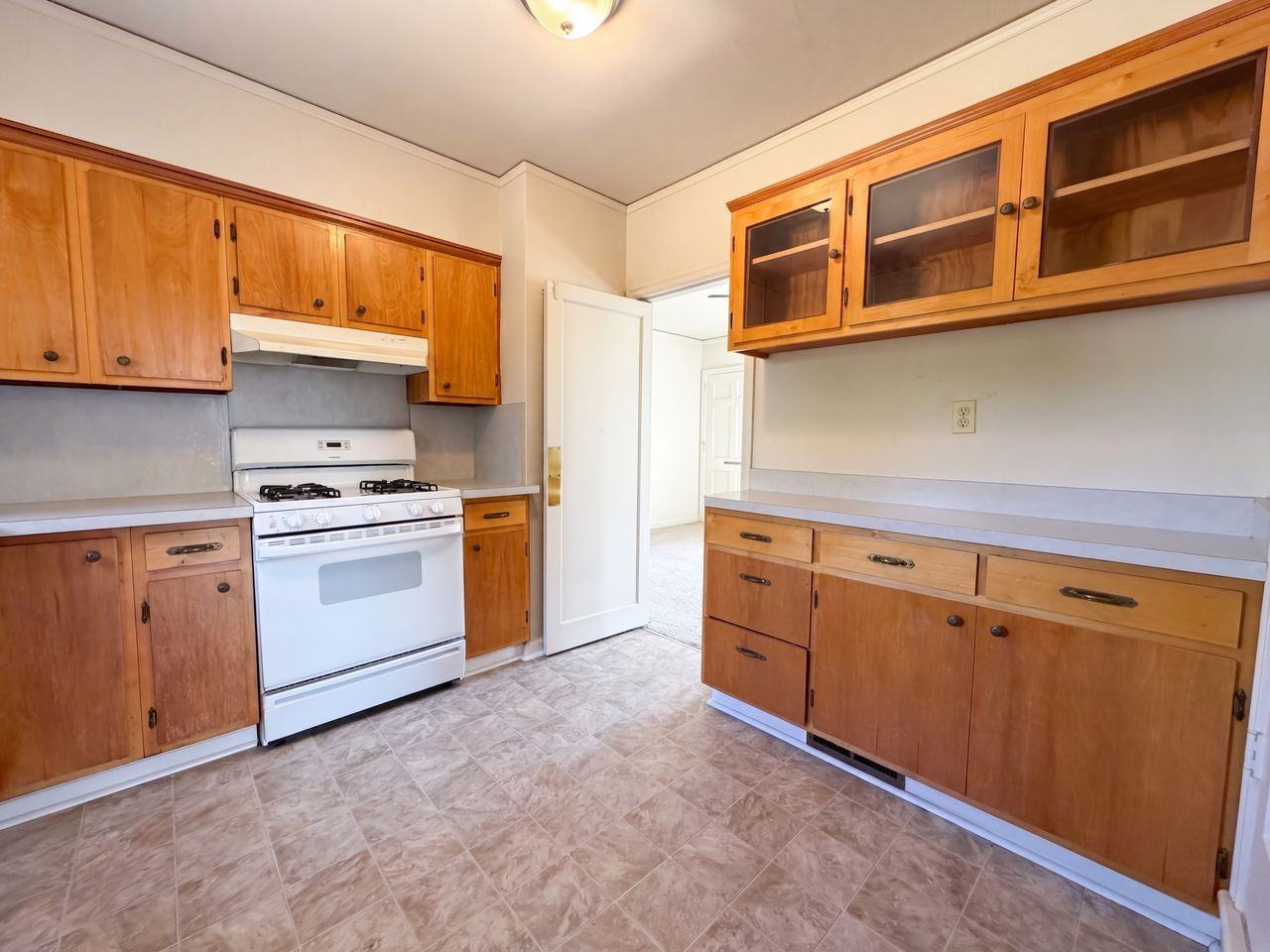 4816 Se 99th Ave #NA - Photo 2 of 10