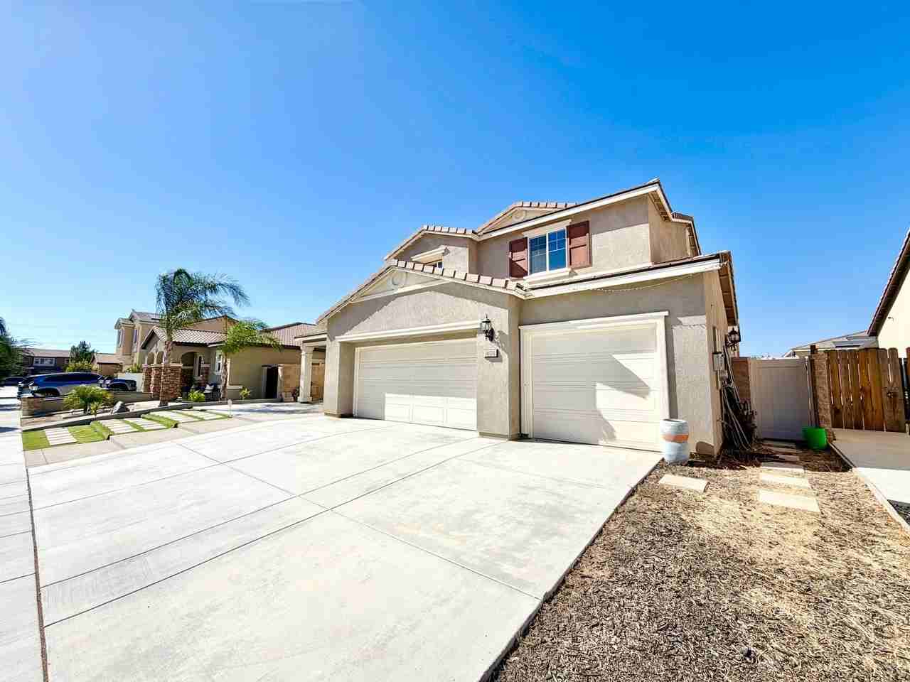 30120 Crescent Pointe Way - Photo 2 of 40