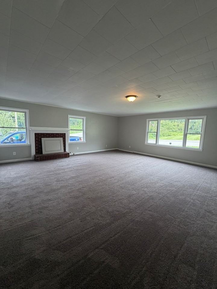 196 Perkinsville Dr - Photo 7 of 50