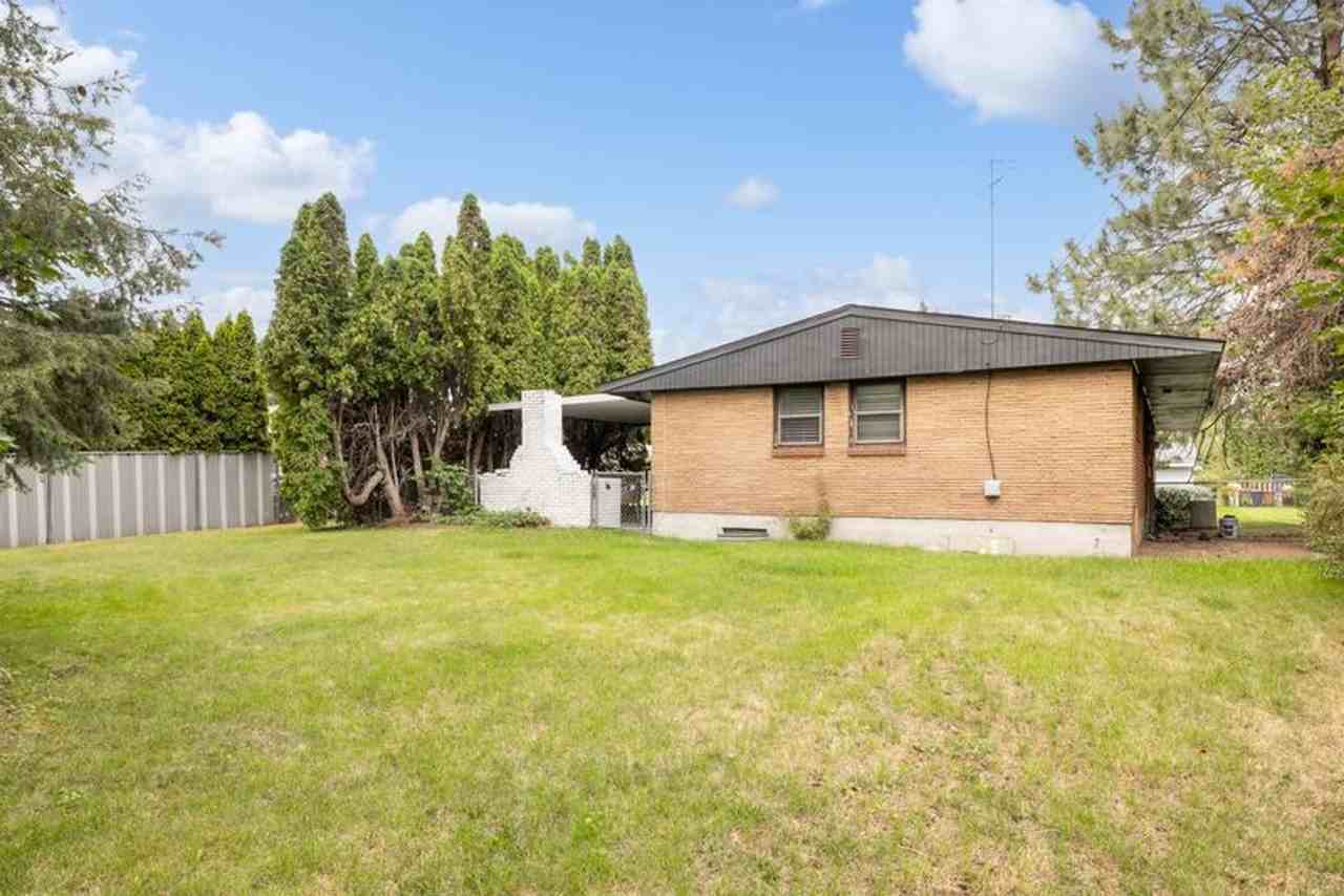 3011 W Dalke Ave - Photo 2 of 27