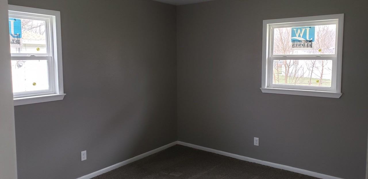 5807 Arrowhead Blvd - Photo 2 of 8