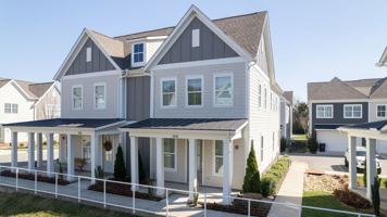 featured image of 468 Herringbone Ct