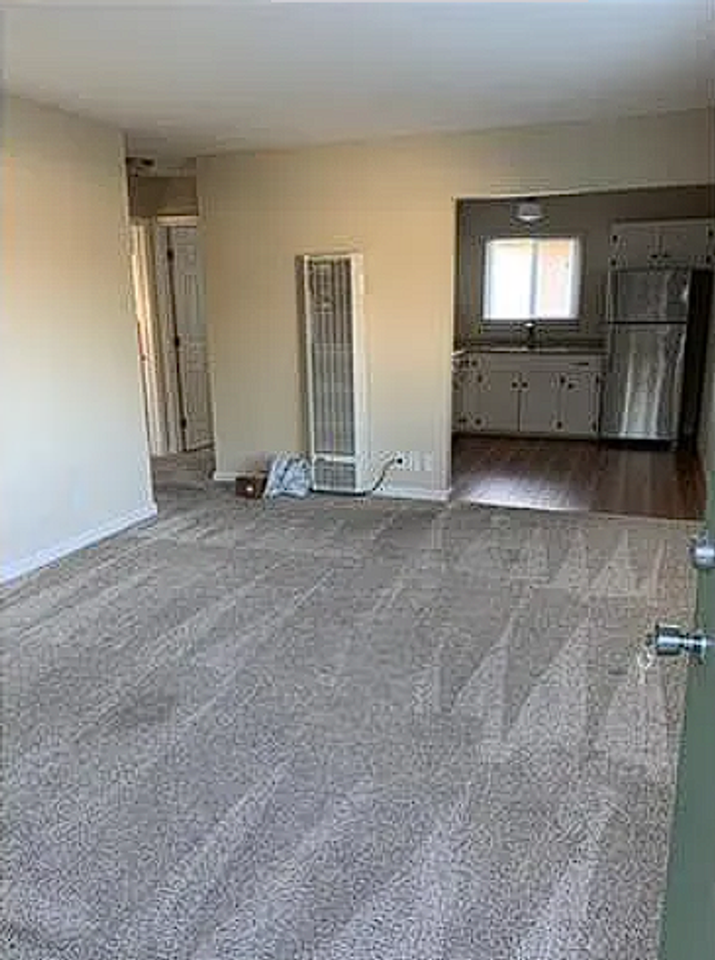 1182 W Hamilton Ave - Photo 3 of 10