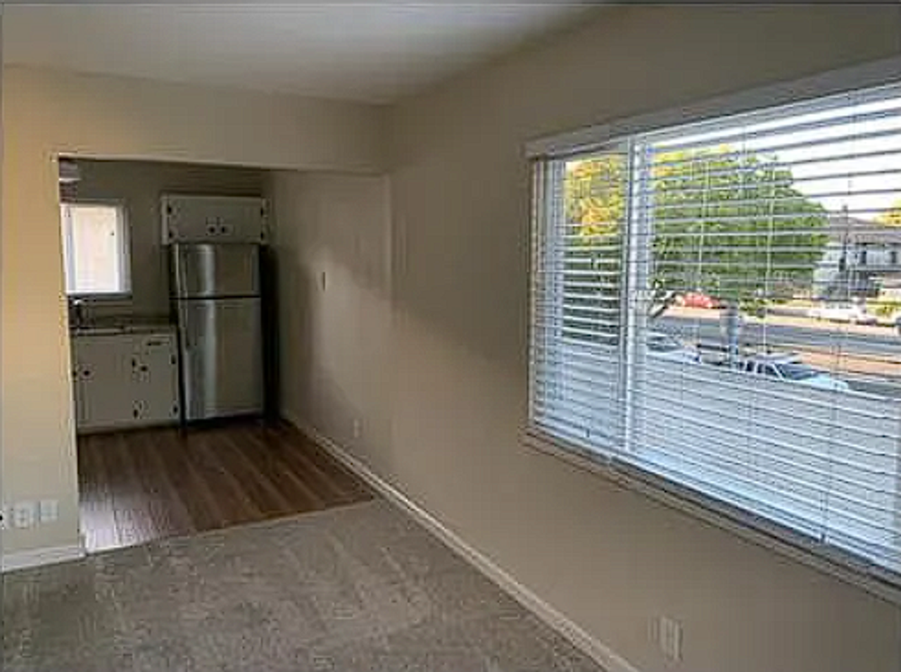 1182 W Hamilton Ave - Photo 4 of 10