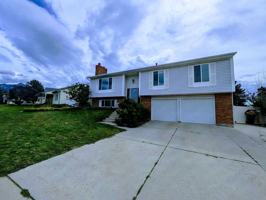 featured image of 11843 S Cedar Ridge Rd