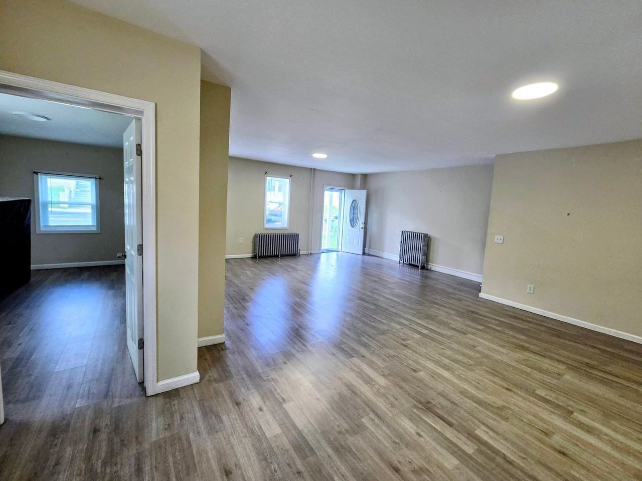 2111 N 1st Ave - Photo 3 of 18