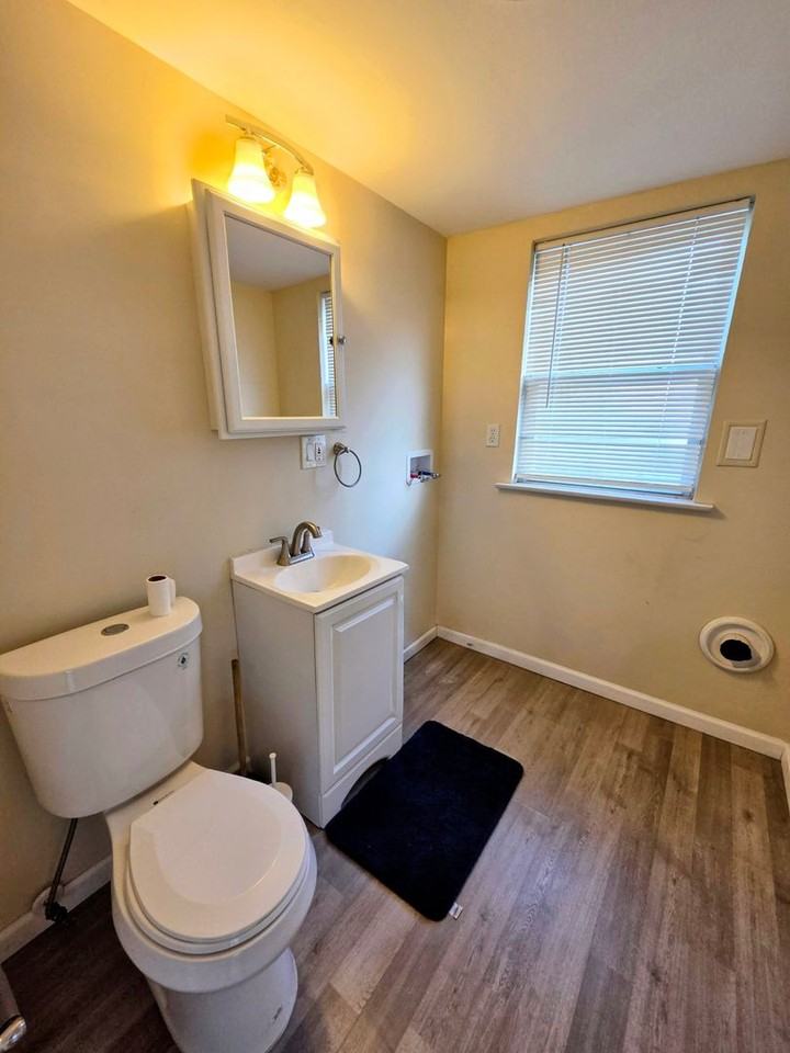 2111 N 1st Ave - Photo 6 of 18