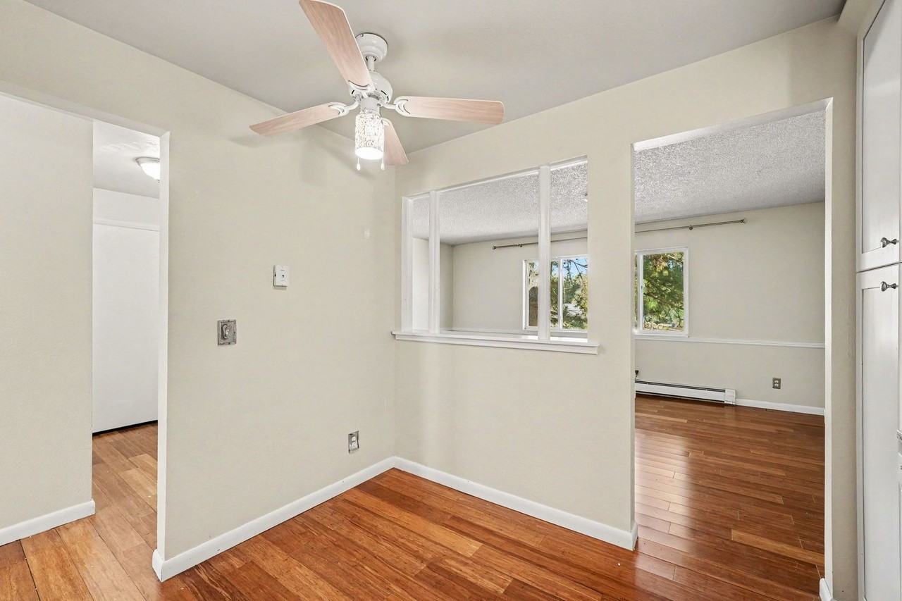 232 S Brentwood St #203 - Photo 5 of 24